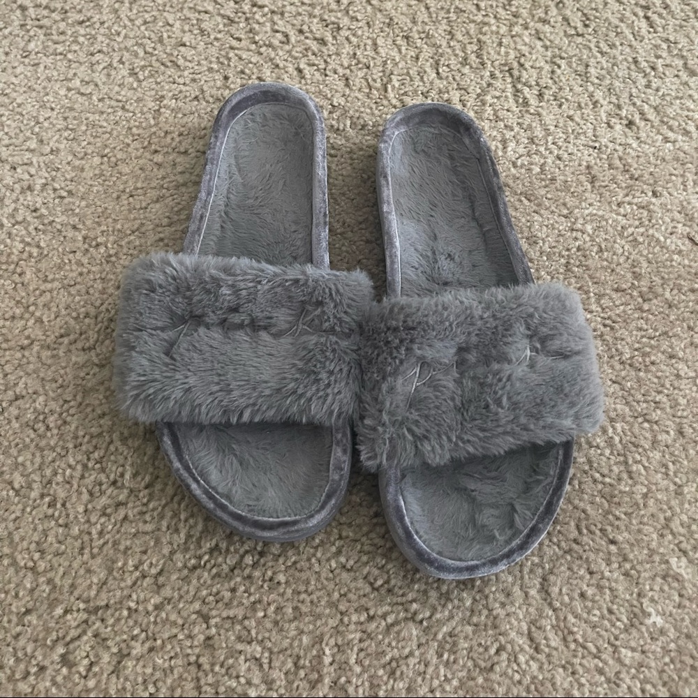 Fluffy pink slides